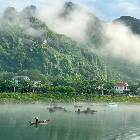 Green Riverside Cosy Home Phong Nha Bagian luar foto
