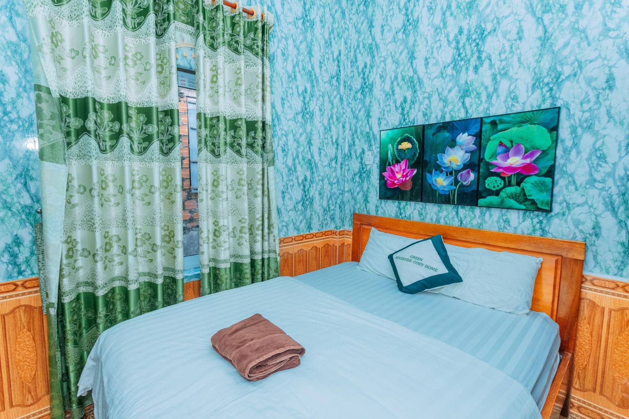 Green Riverside Cosy Home Phong Nha Bagian luar foto