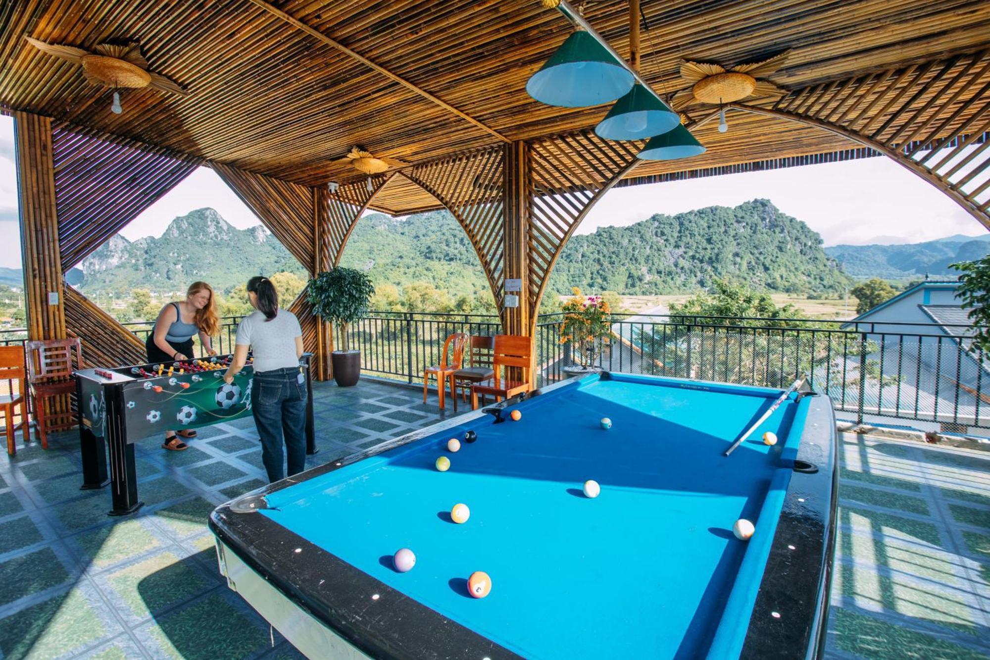 Green Riverside Cosy Home Phong Nha Bagian luar foto