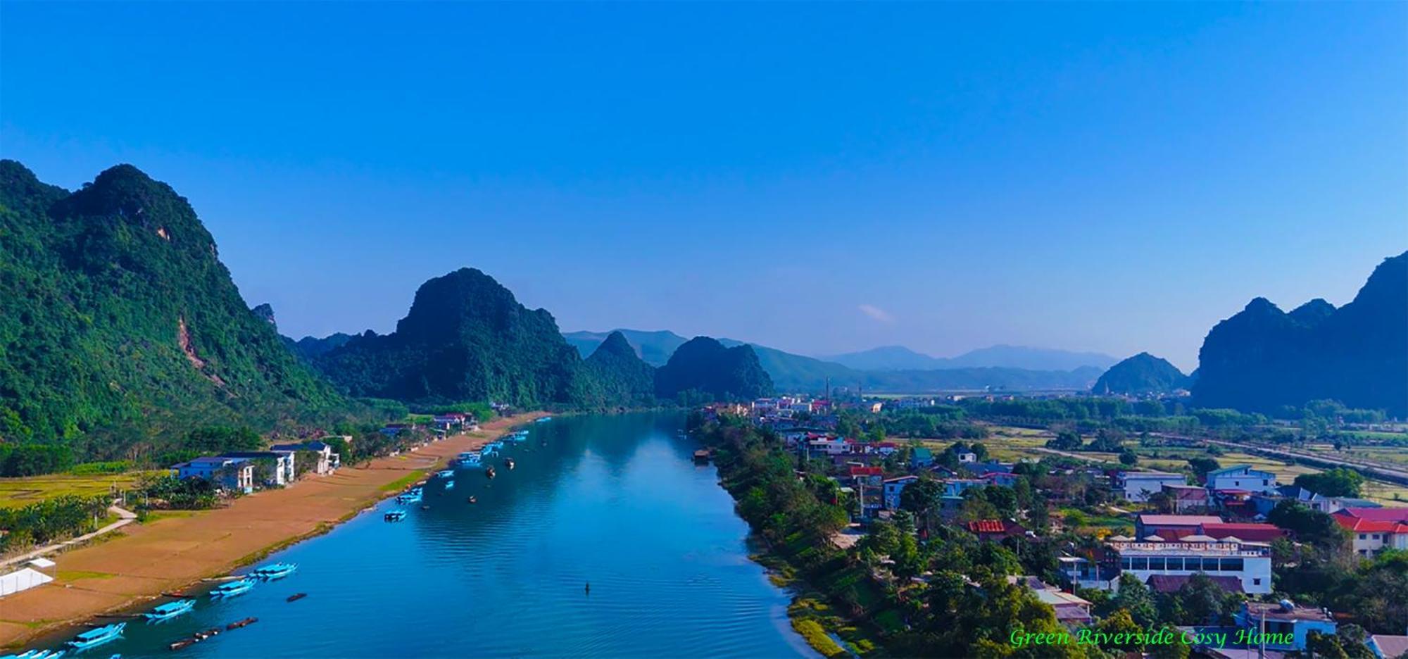Green Riverside Cosy Home Phong Nha Bagian luar foto